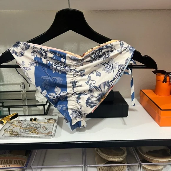 Aguabendita Alegria Reversible Floral Tie-Side Bikini Bottom - Picture 7 of 12